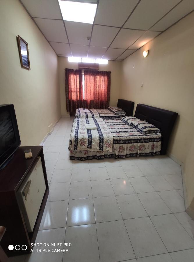 Dani Hotel Sdn Bhd Кота-Бару Экстерьер фото