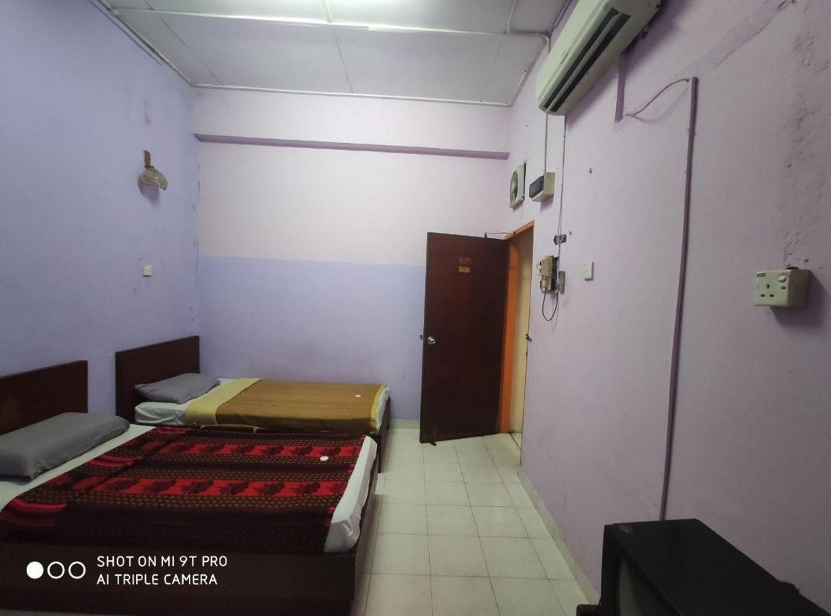 Dani Hotel Sdn Bhd Кота-Бару Экстерьер фото