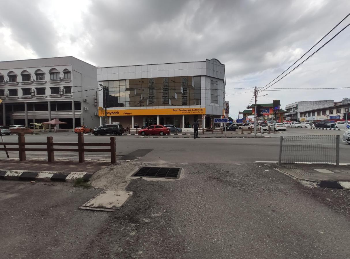 Dani Hotel Sdn Bhd Кота-Бару Экстерьер фото